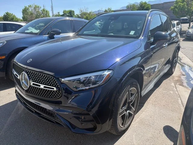 2023 Mercedes-Benz GLC GLC 300 4MATIC's photo