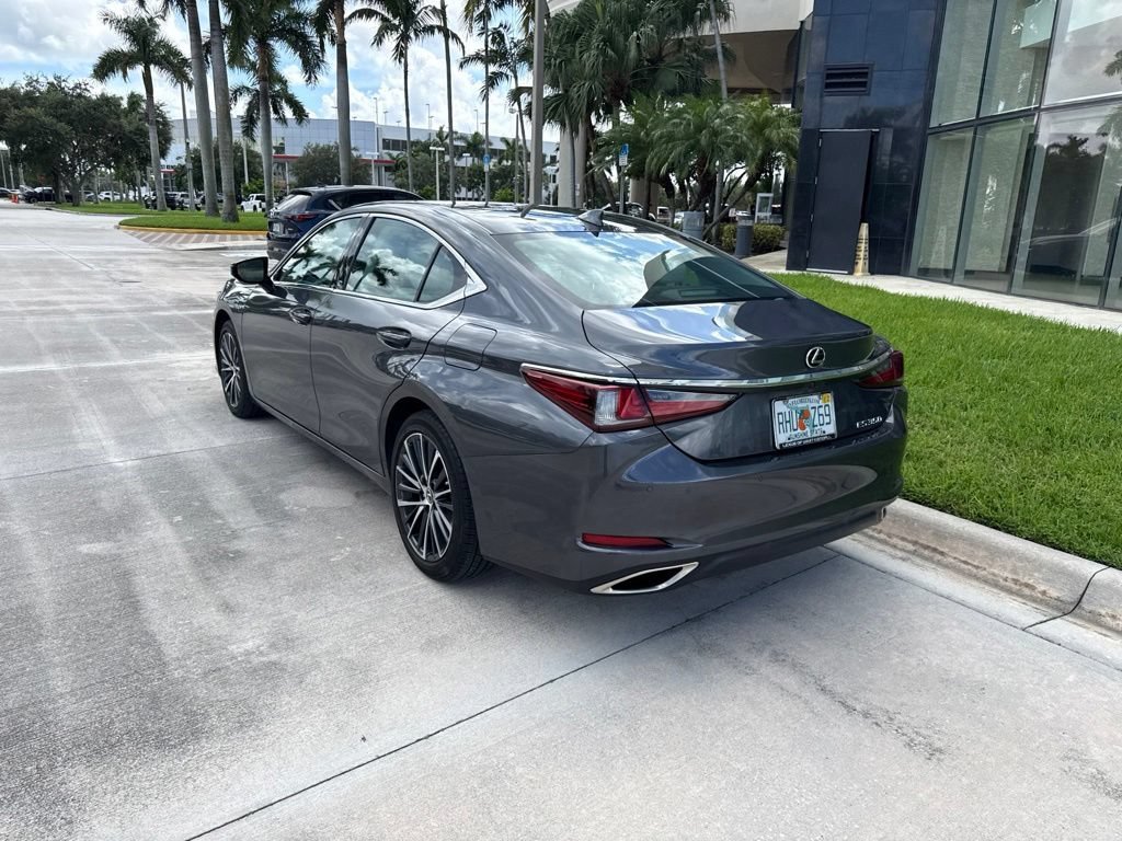 Used 2024 Gray Lexus ES 350 image 6