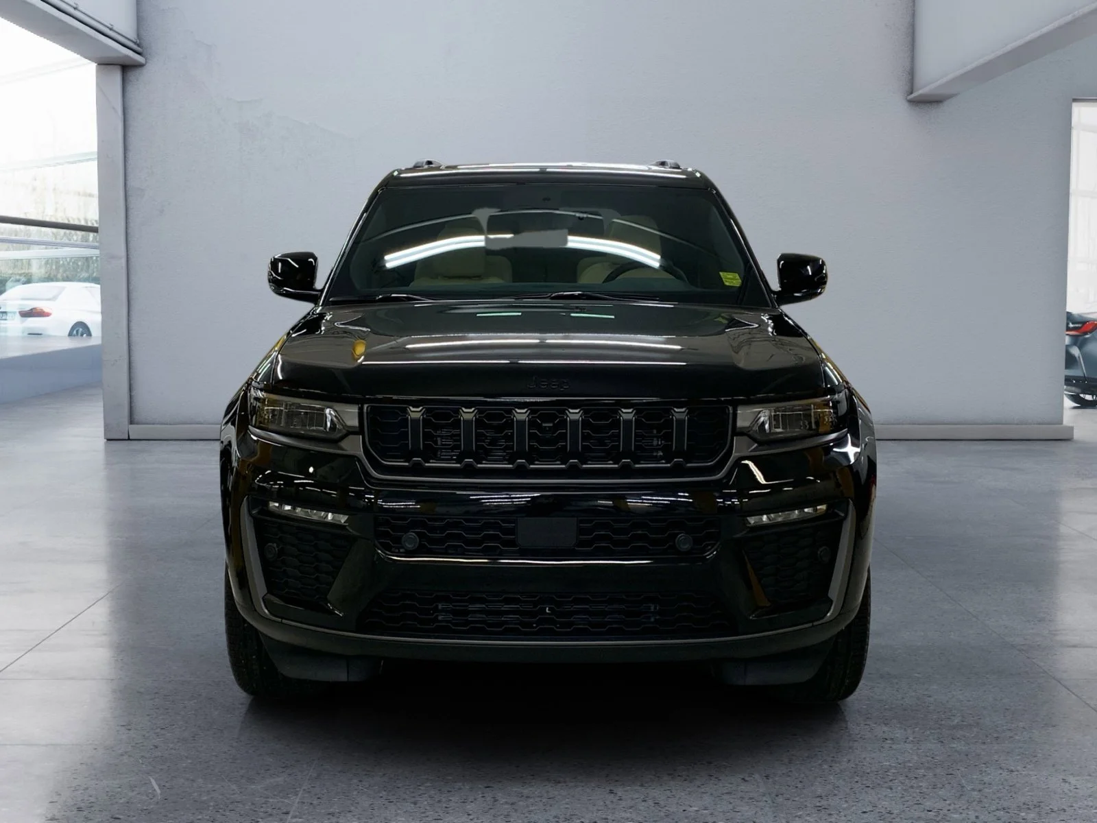 New 2026 Diamond Blk Crystal Pearl Jeep Limited image 8