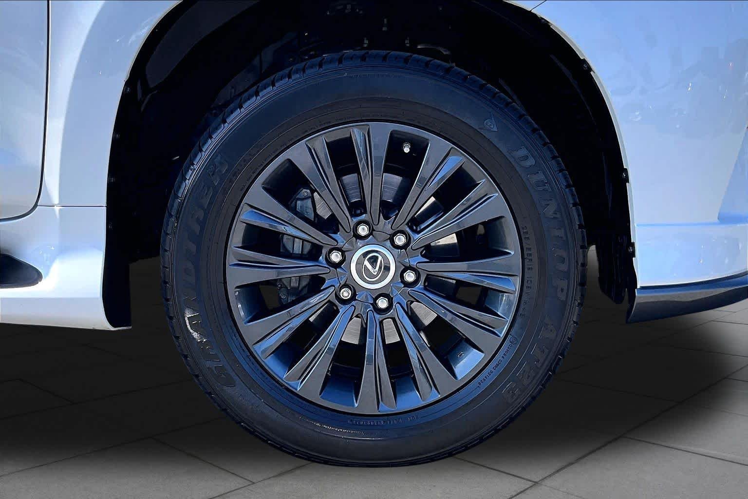 Used 2021 Starfire Pearl Lexus Premium image 10