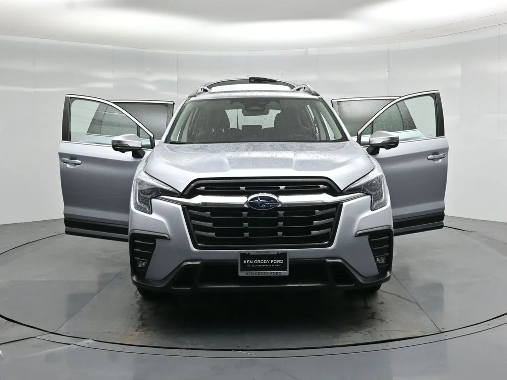 Certified Used 2023 Silver Subaru Limited image 33