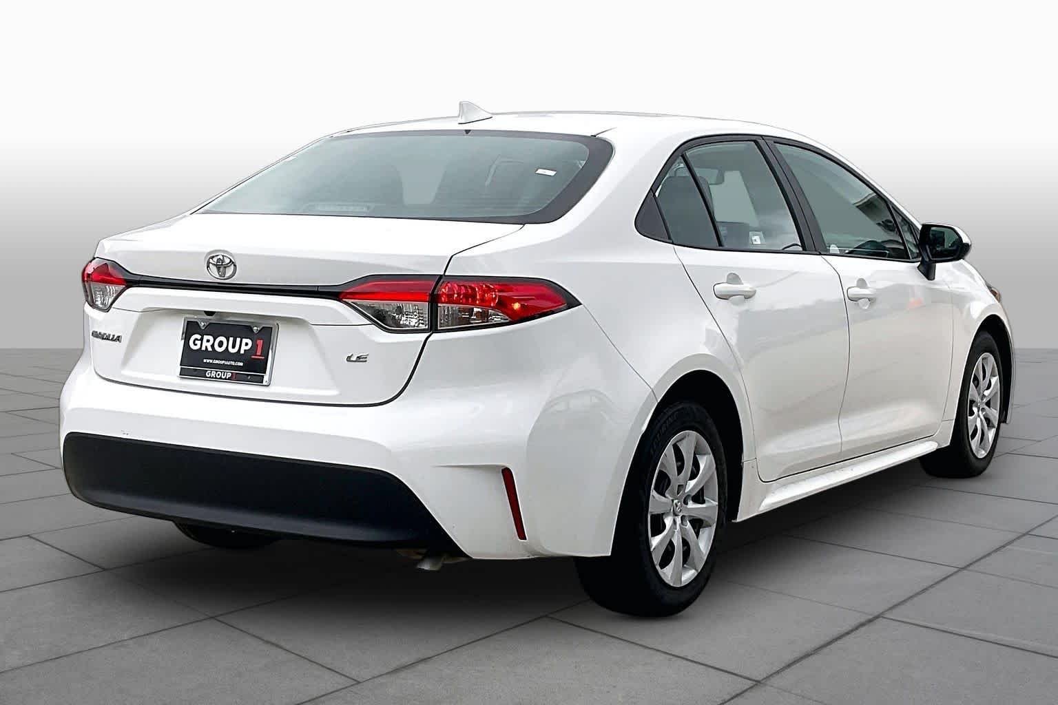 Used 2024 Ice Cap Toyota LE image 13
