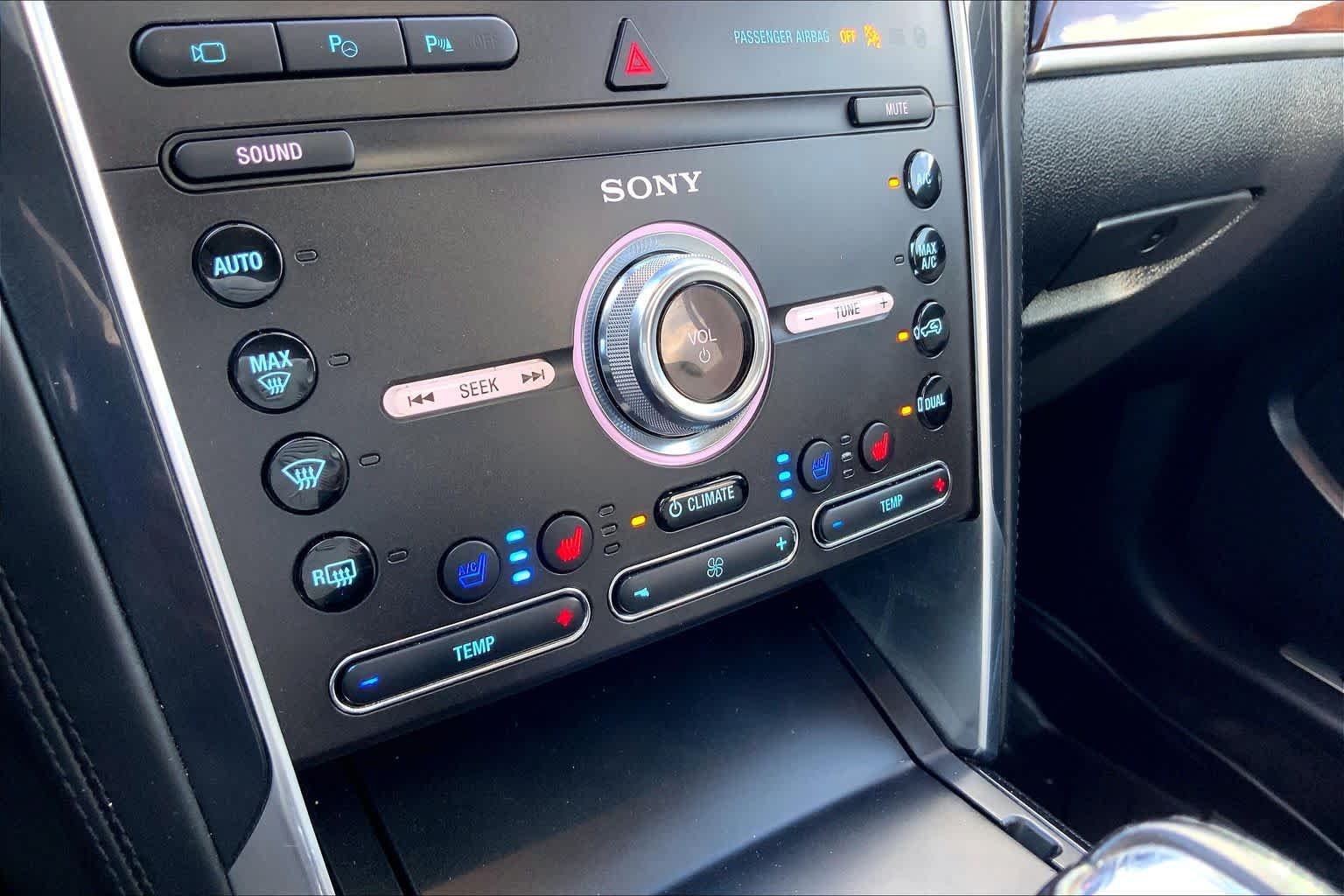 Used 2019 Blue Ford Platinum image 35
