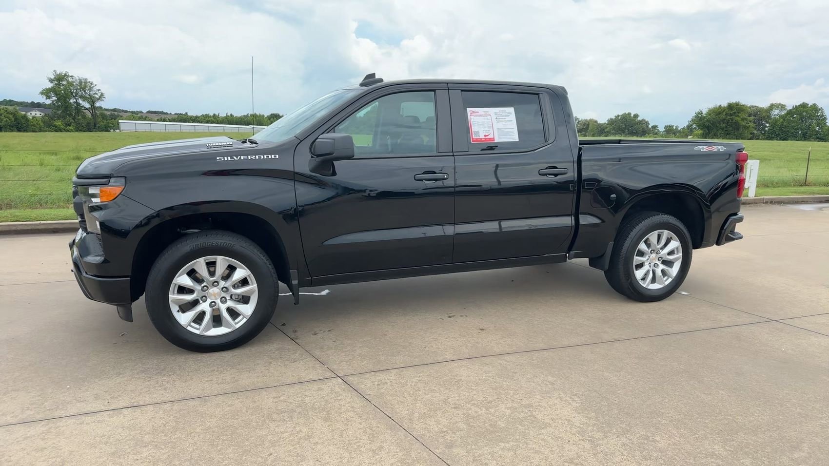 Used 2025 Black Chevrolet Custom image 5