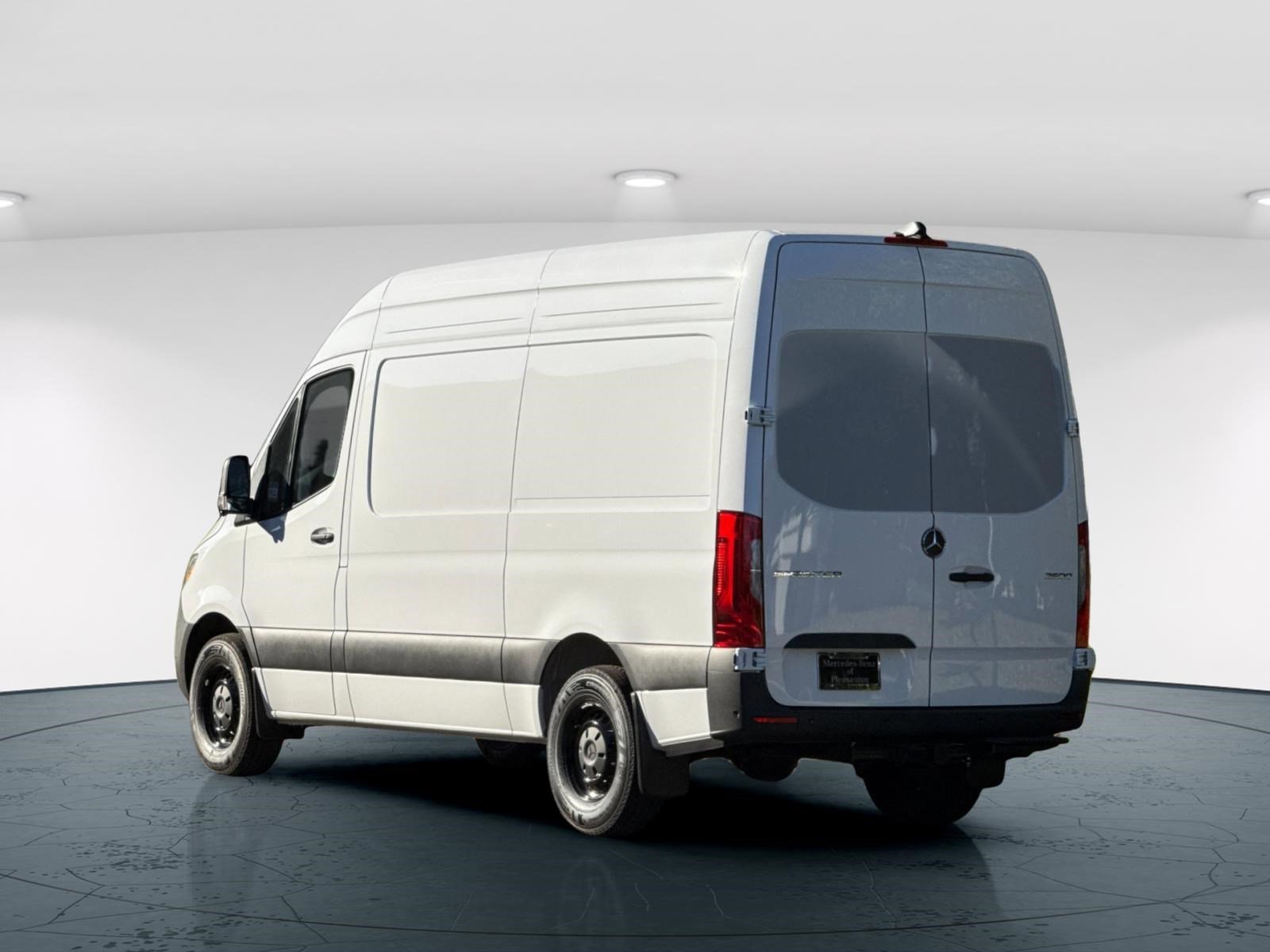 New 2026 Arctic White Mercedes-Benz 2500 High Roof HO Diesel 144 WB image 4