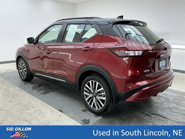 Used 2023 Scarlet Ember Tintcoat/Super Black Nissan SR image 6