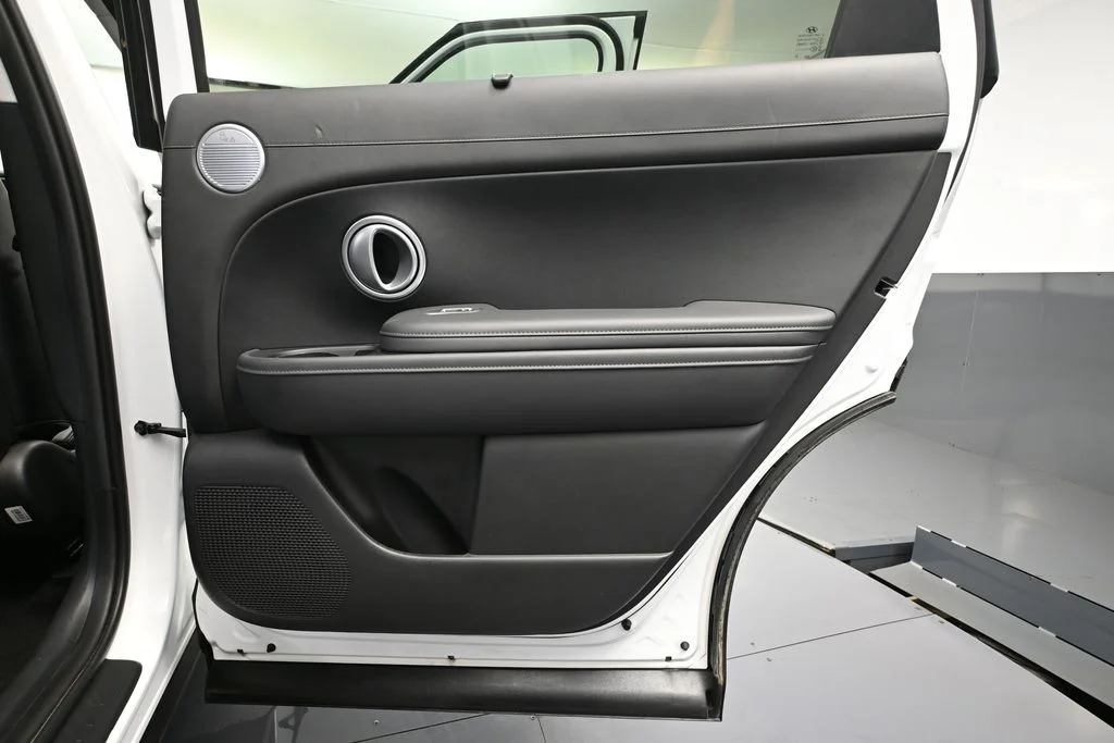 Used 2026 White Hyundai SEL Lite Roof Damage image 35
