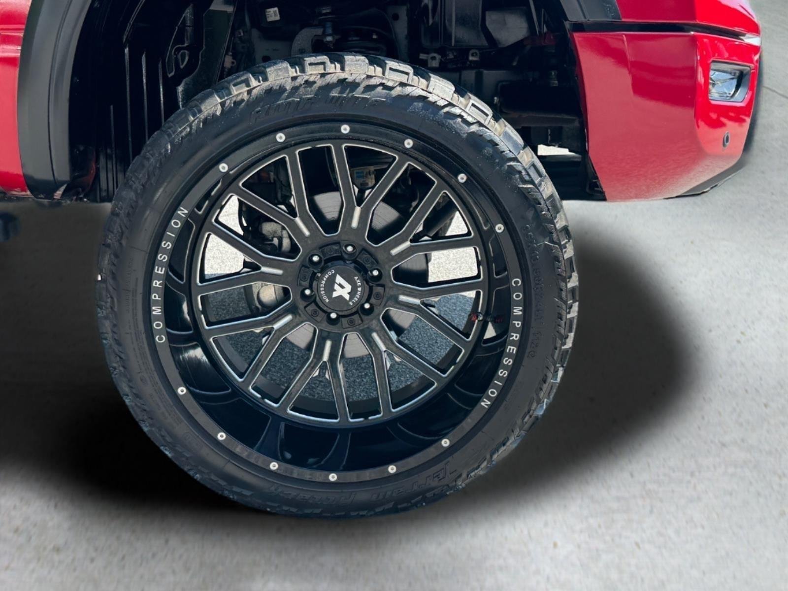 Used 2023  NISSAN  image 9