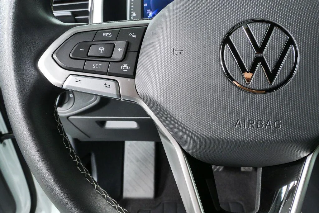 Certified Used 2023 Pure White Volkswagen 2.0T SE w/Technology image 9