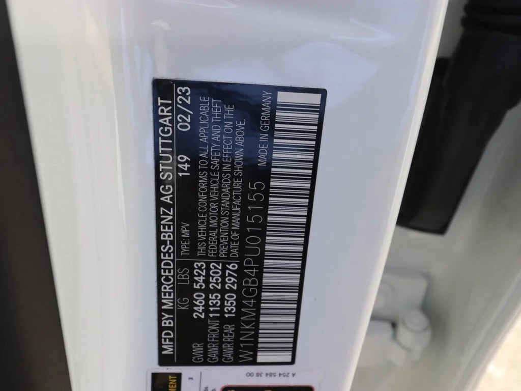 Certified Used 2023 White Mercedes-Benz GLC 300 image 23