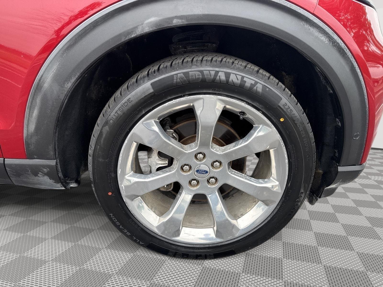 2020 Ford Explorer Platinum - Photo 17