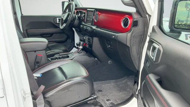 Used 2023 White Jeep Rubicon image 24