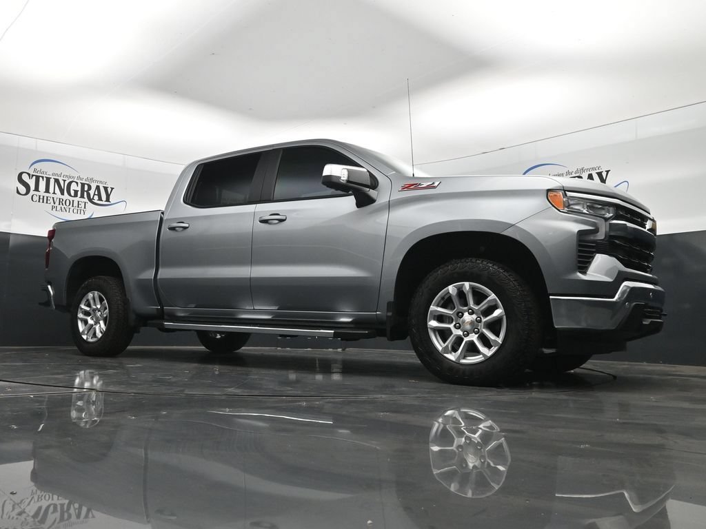 Used 2026 Sterling Gray Metallic Chevrolet LT image 26