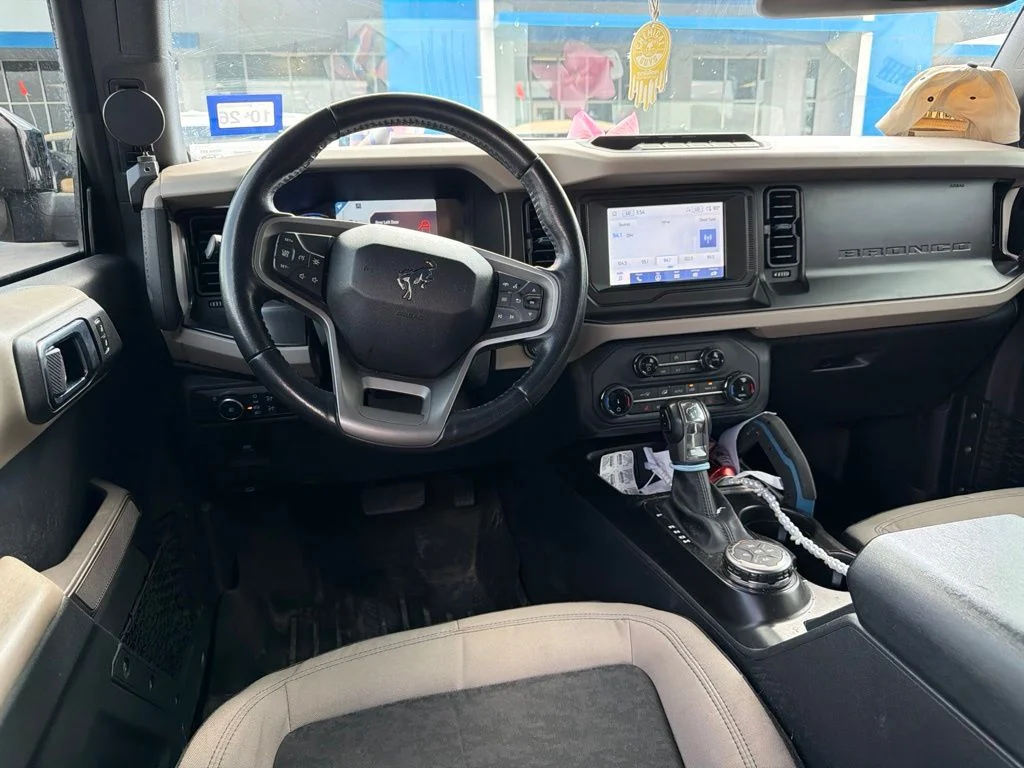 Used 2022 Gray Ford Wildtrak image 11