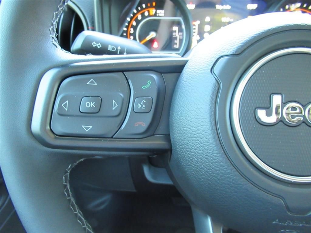New 2026 Anvil Clear-Coat Exterior Paint Jeep Rubicon X image 22