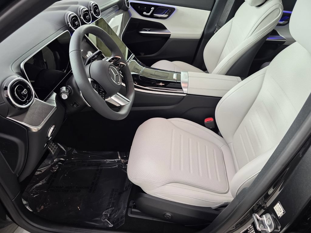 New 2026 Graphite Grey Metallic Mercedes-Benz GLC 300 image 22