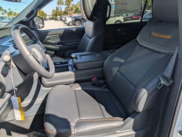 New 2026 Oxford White Ford Tremor® image 6