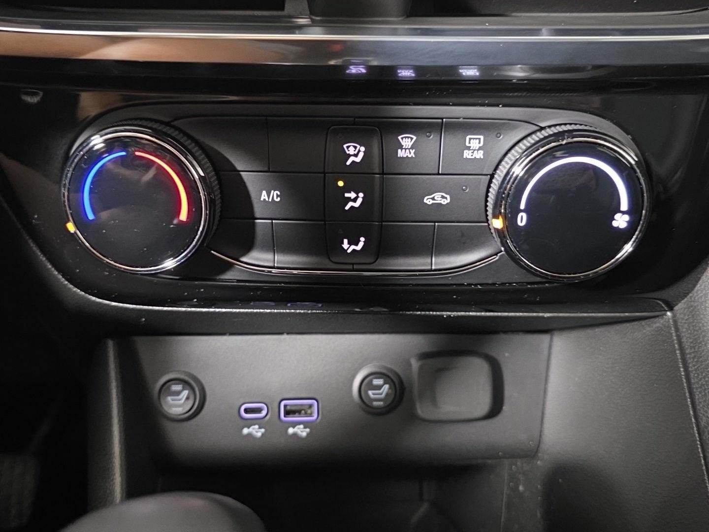 Used 2024 Ocean Blue Metallic Buick Sport Touring image 14