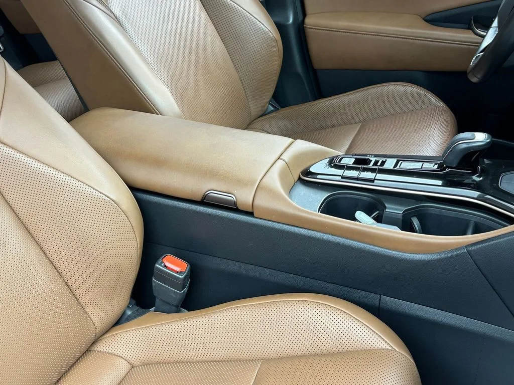 Used 2025 Black Toyota XLE image 49