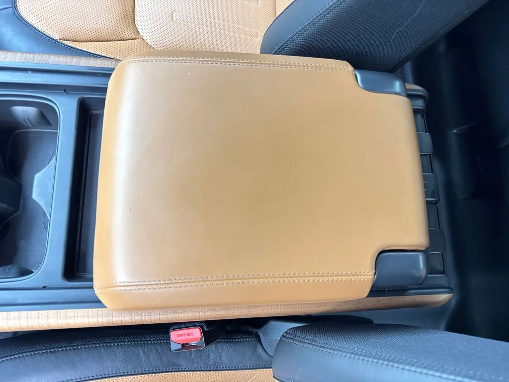 Used 2023 Green Land Rover X image 72