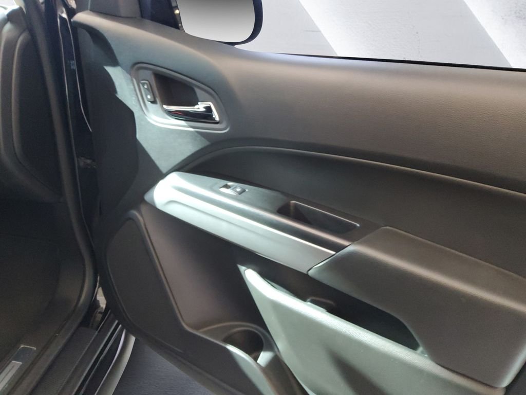 Used 2019 Black Chevrolet ZR2 image 15