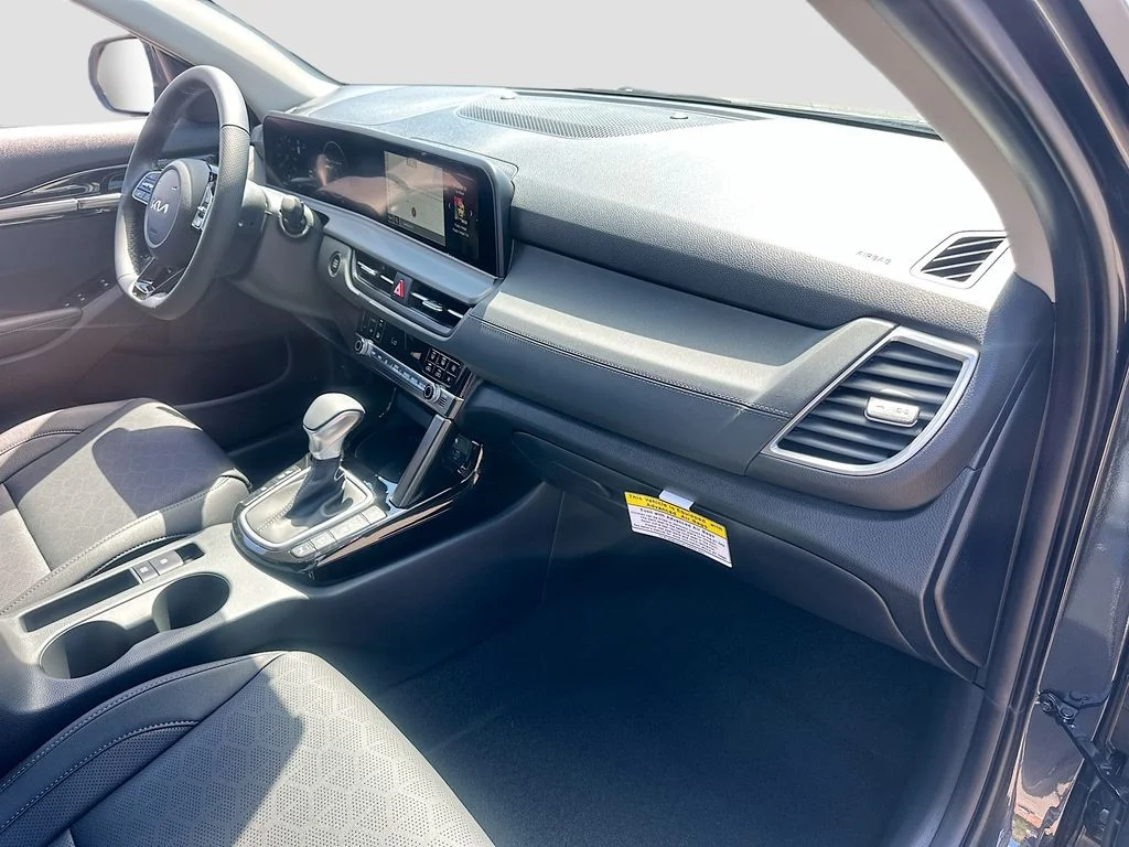 New 2026 Gravity Gray Kia SX image 30