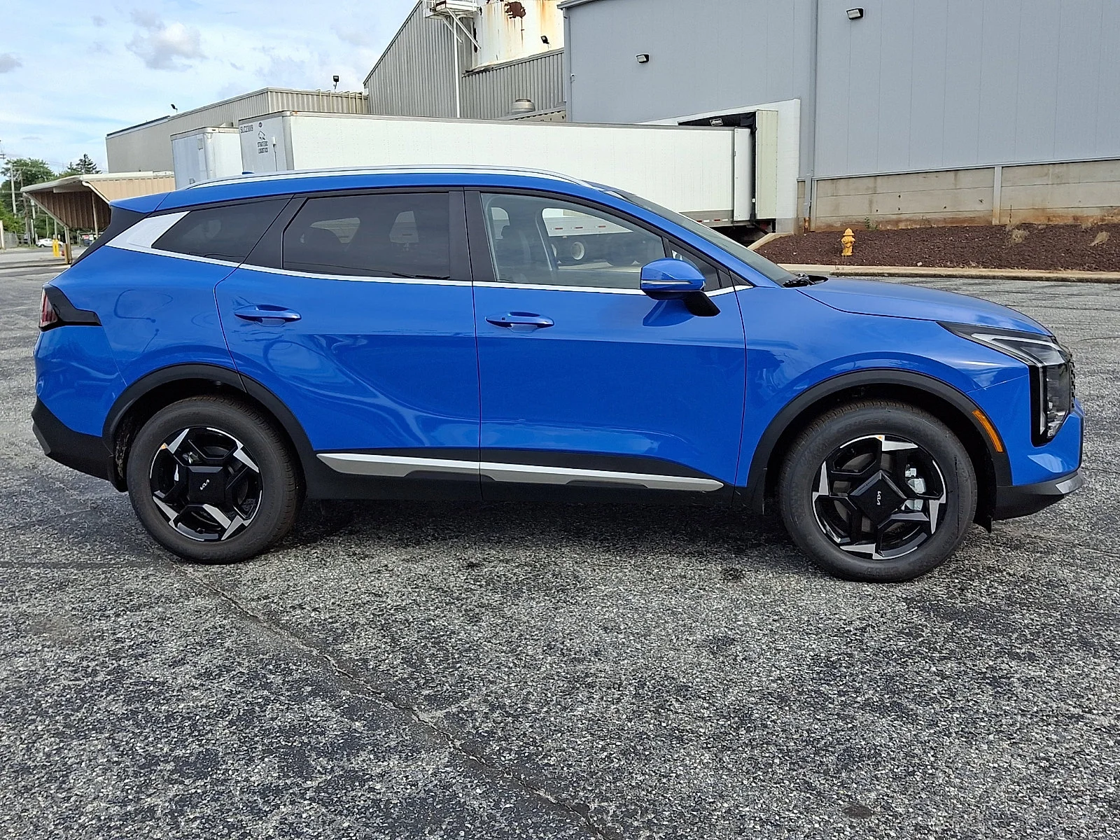 New 2027 Blue Kia EX image 9