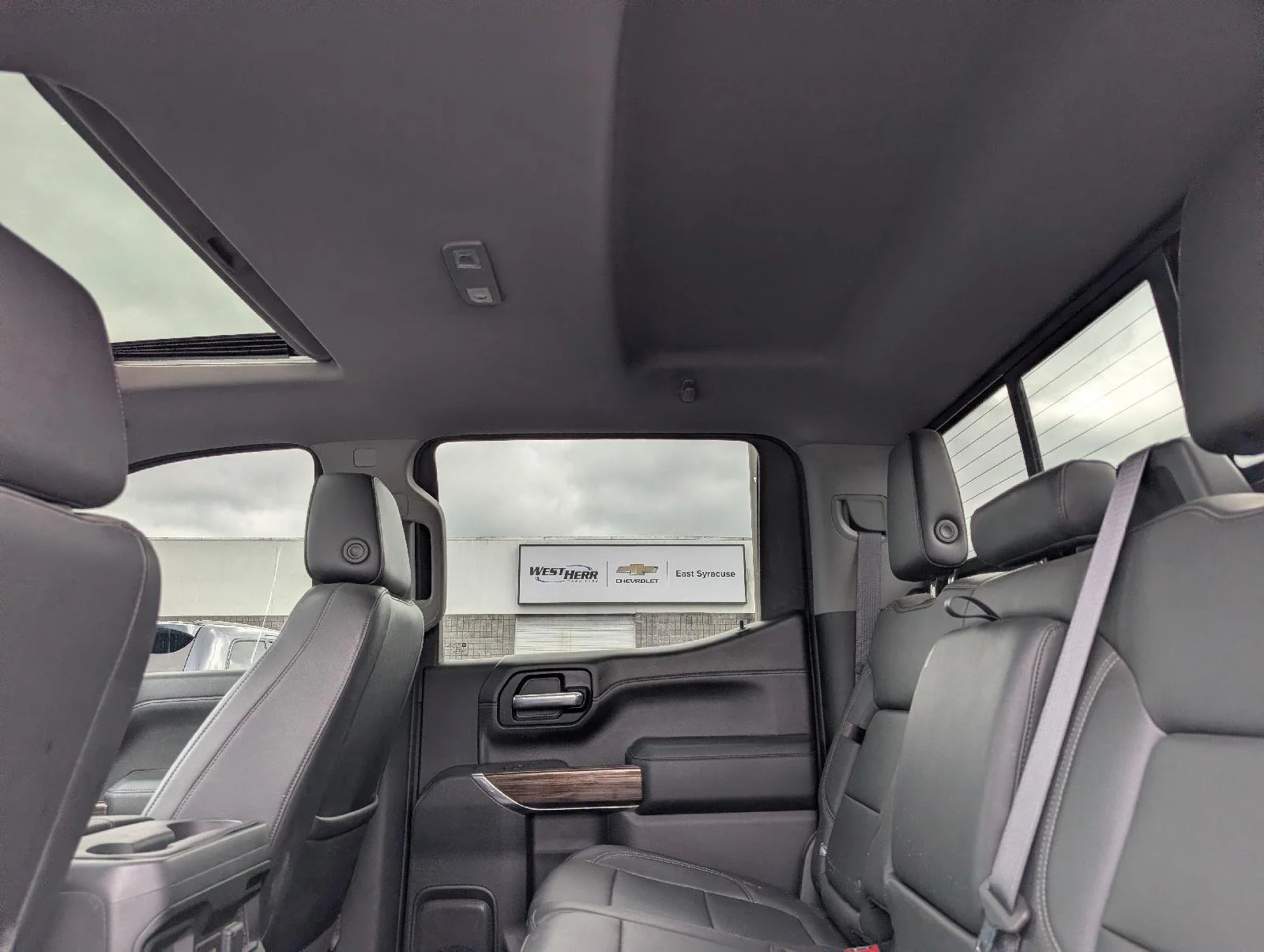 Used 2021 BLACK Chevrolet LT Trail Boss image 15