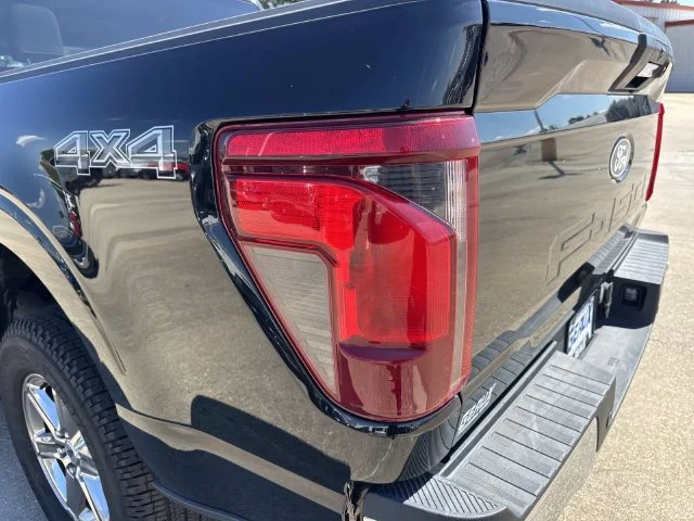 Used 2024 Black Ford XLT image 16