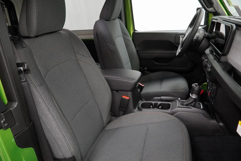 2026 Jeep Wrangler 2-Door Willys - Photo 31