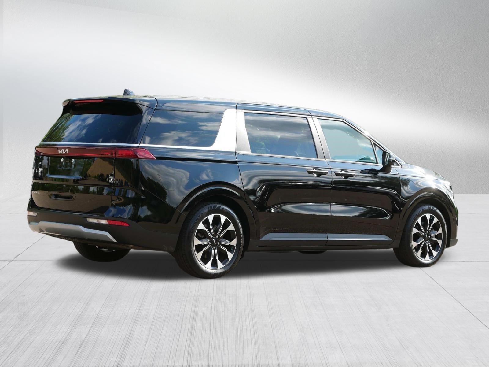 Certified Used 2023 Aurora Black Pearl Kia EX image 7