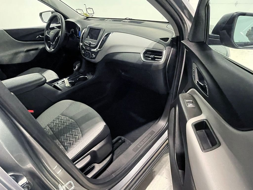 Used 2024 Gray Chevrolet LS image 22