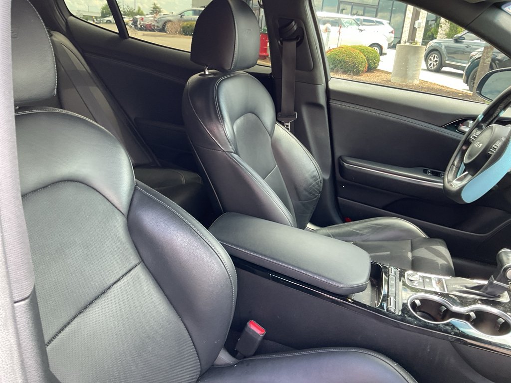 Used 2022 Ceramic Silver Kia GT-Line image 7
