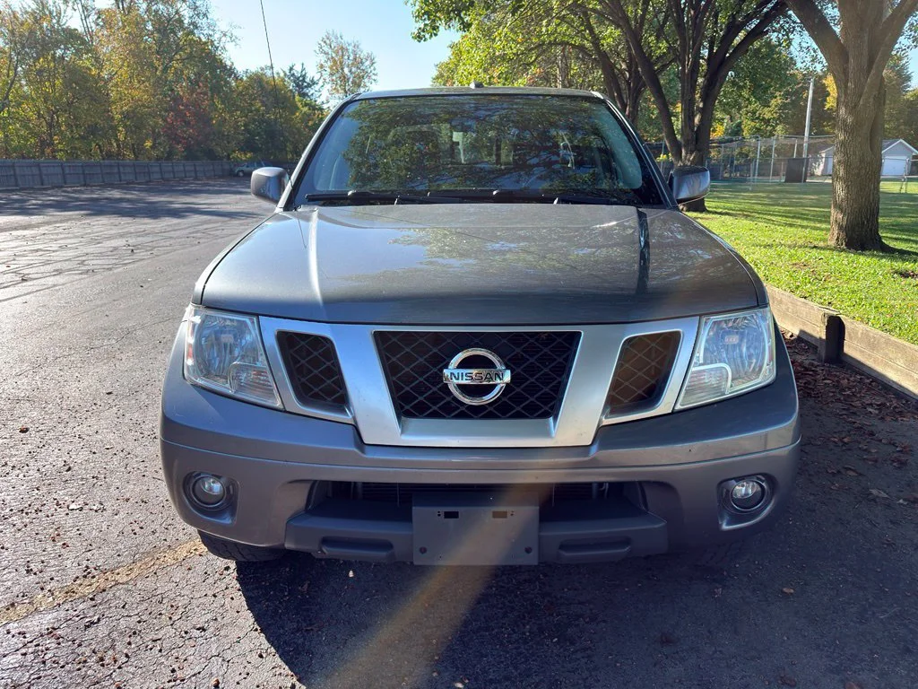 Used 2018 Gray Nissan PRO-4X image 19