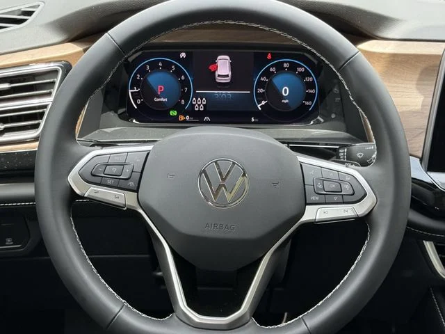 New 2026 Silver Volkswagen 2.0T SE w/Technology image 9