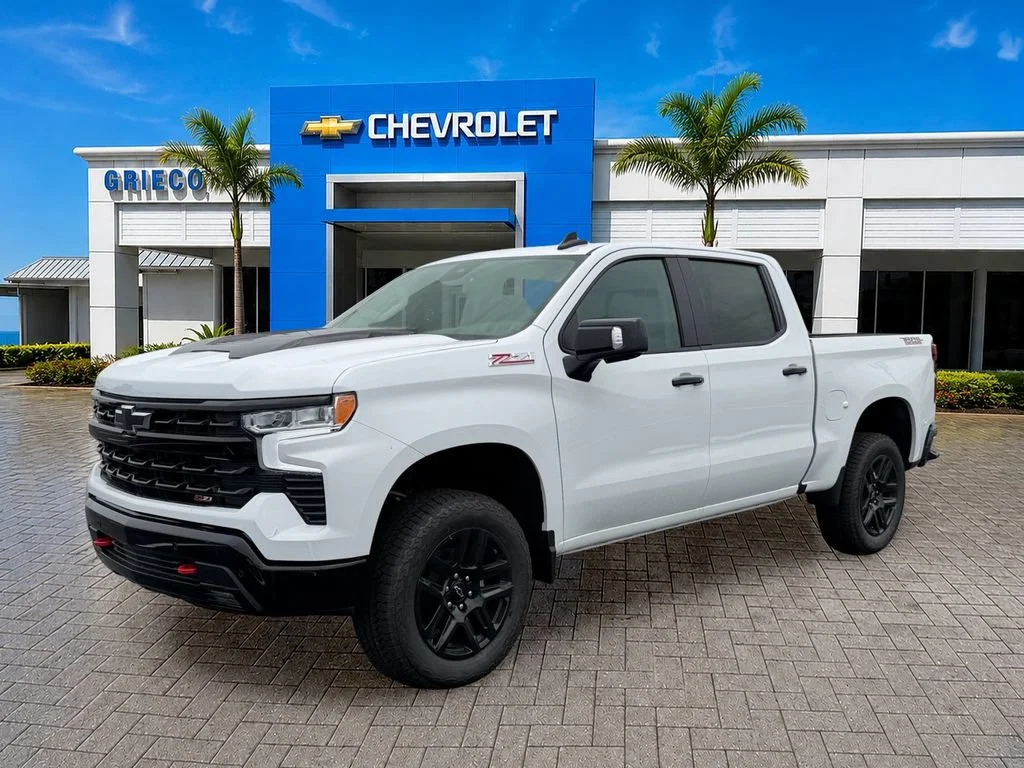 New 2026 Summit White Chevrolet LT Trail Boss image 3