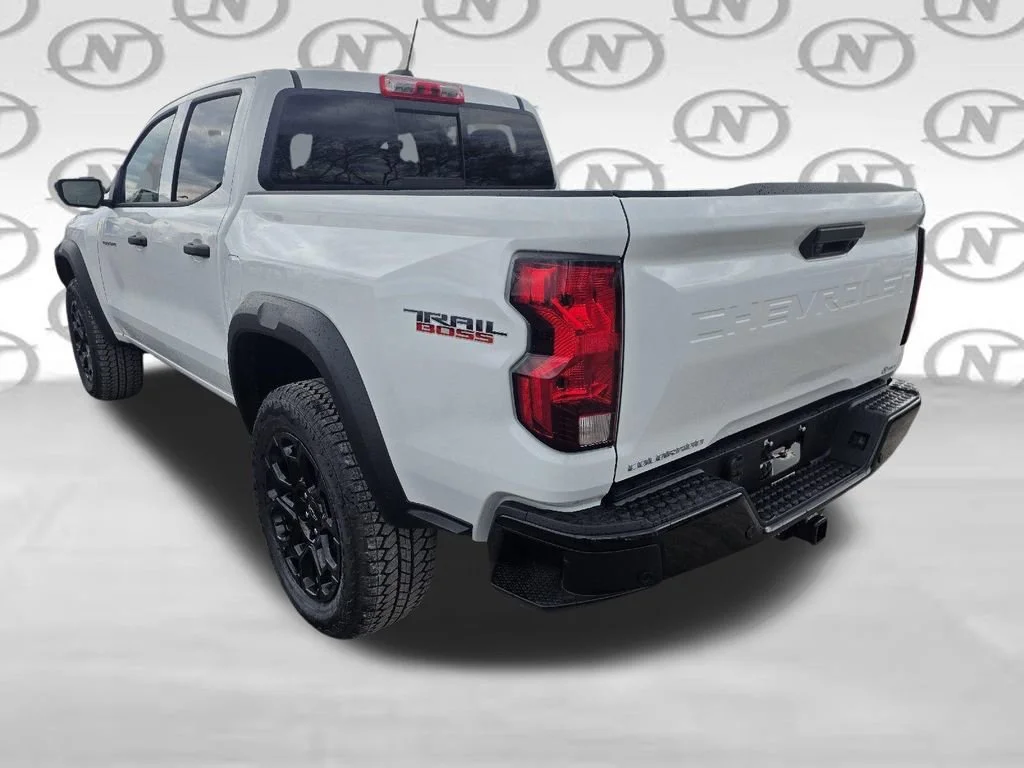 2026 Chevrolet Colorado Trail Boss - Photo 12