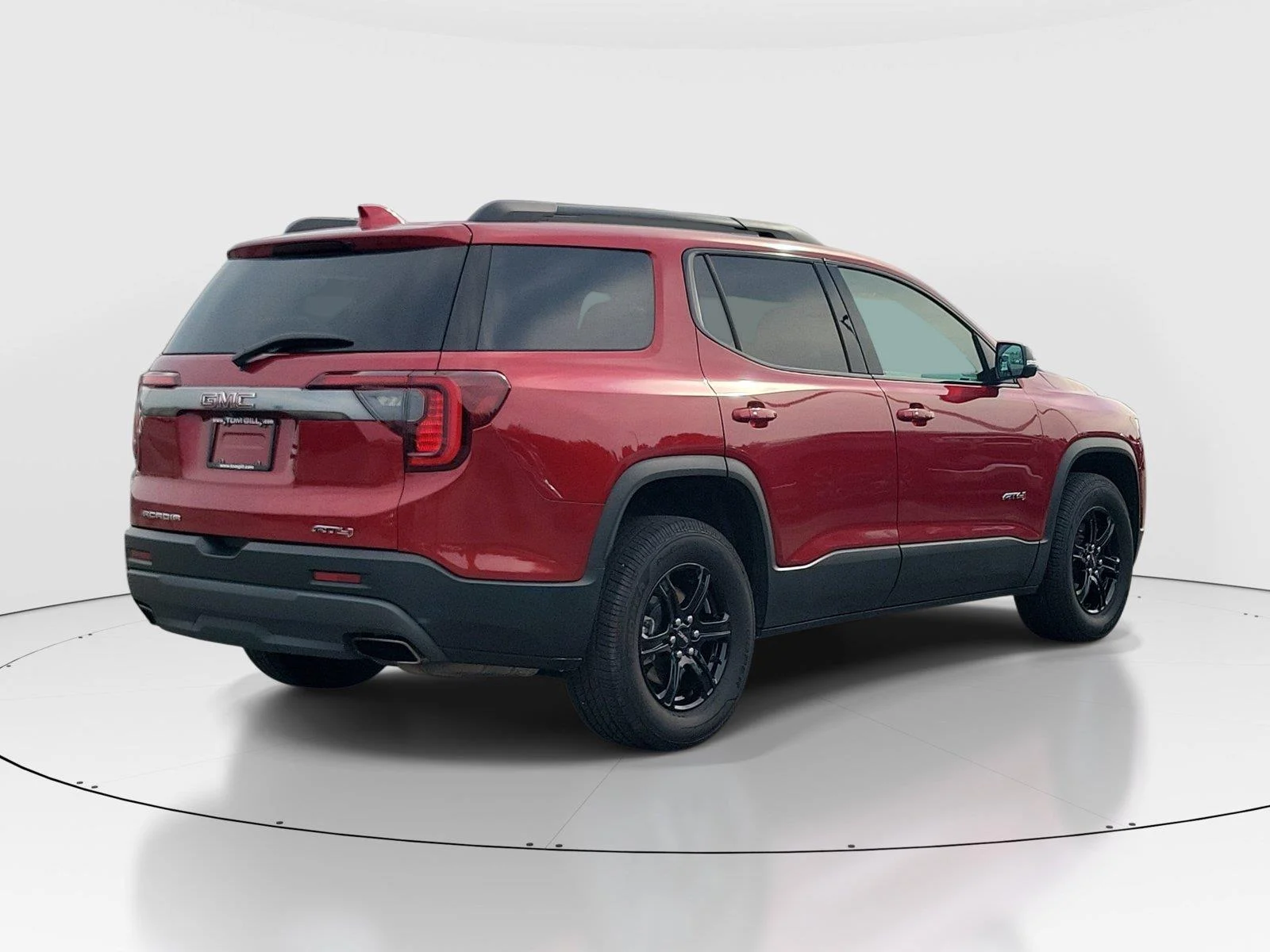 Used 2023 VOLCANIC RED TINTCOAT GMC AT4 image 4