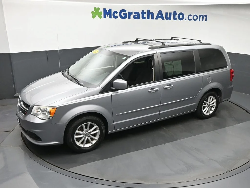 Used 2014 Silver Dodge SXT image 23
