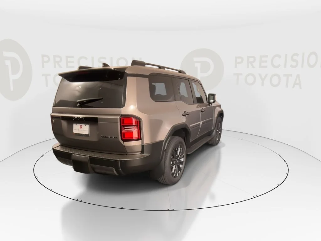 New 2027 Meteor Shower Toyota Land Cruiser image 18
