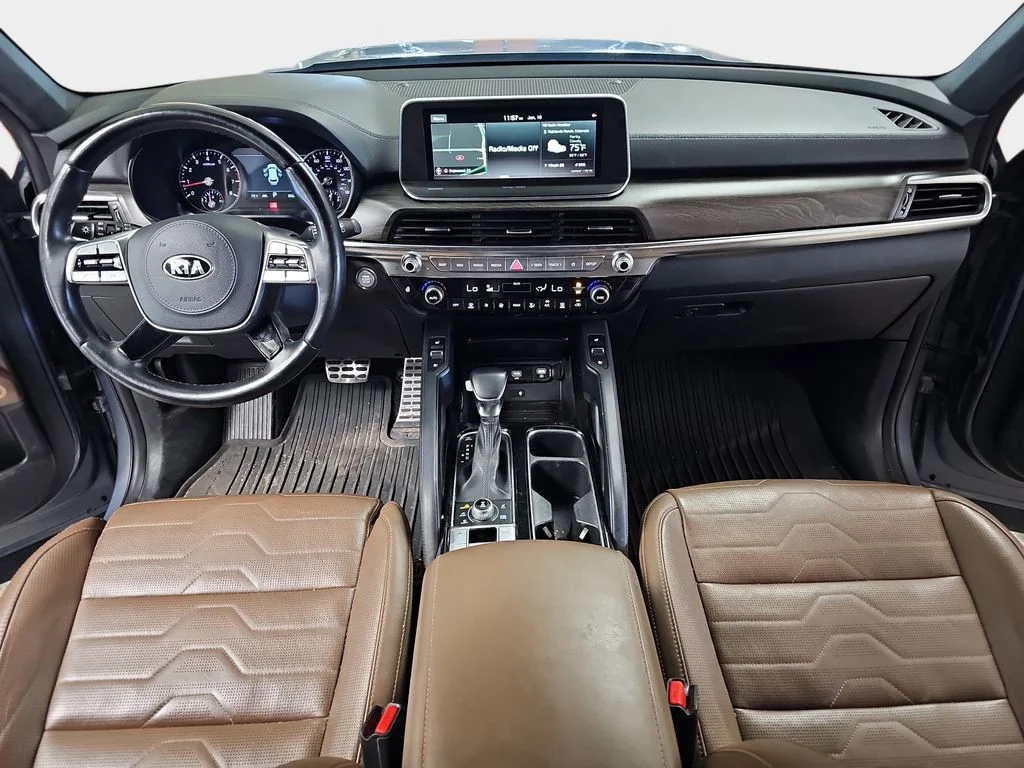 Used 2021 Silver Kia SX image 10