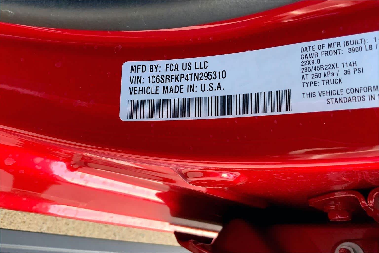 New 2026 Molten Red Pearl-Coat Exterior Paint RAM Tungsten image 19