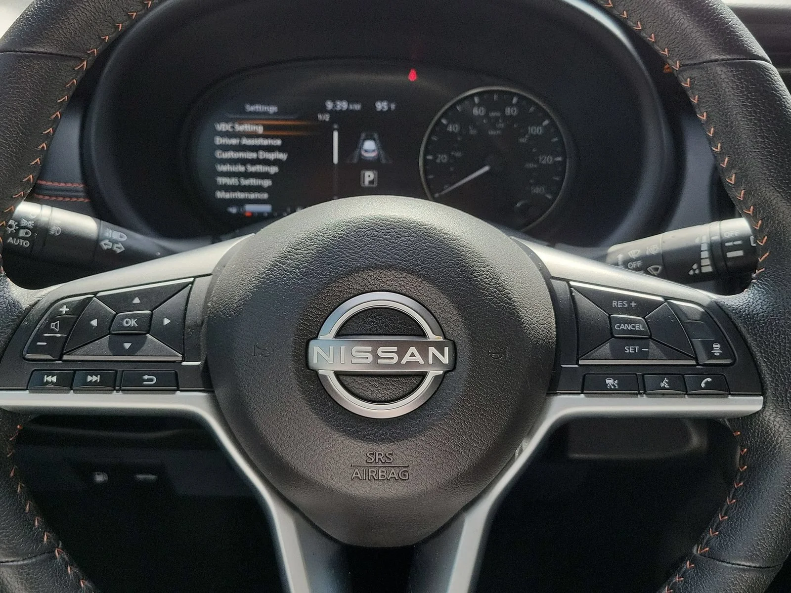 Used 2022 Black Nissan SR Xtronic CVT image 11