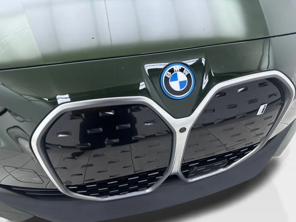 Used 2024 Green BMW eDrive35 image 26