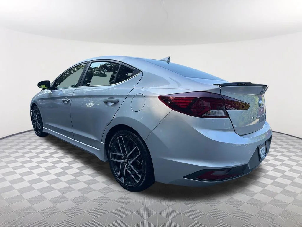 Used 2019 Silver Hyundai Sport image 7