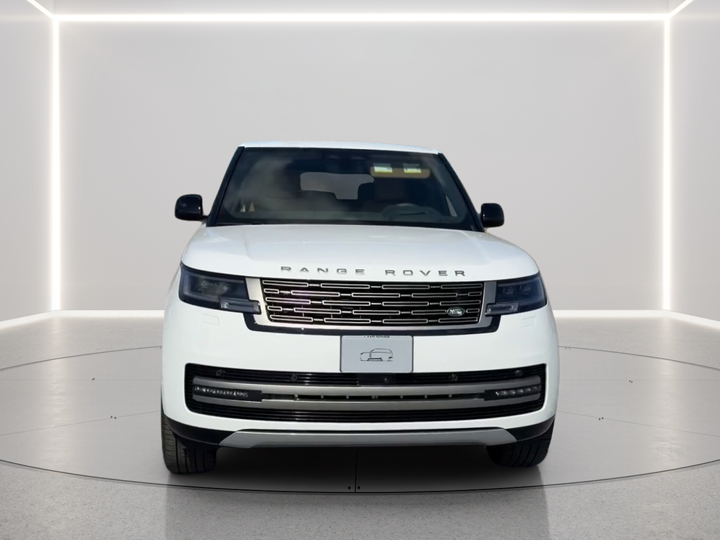 New 2026 Fuji White Land Rover SE image 2