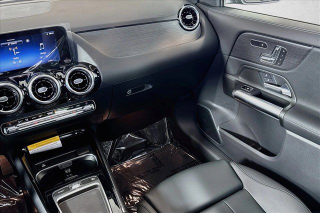 New 2026 Night Black Mercedes-Benz GLA 250 image 51
