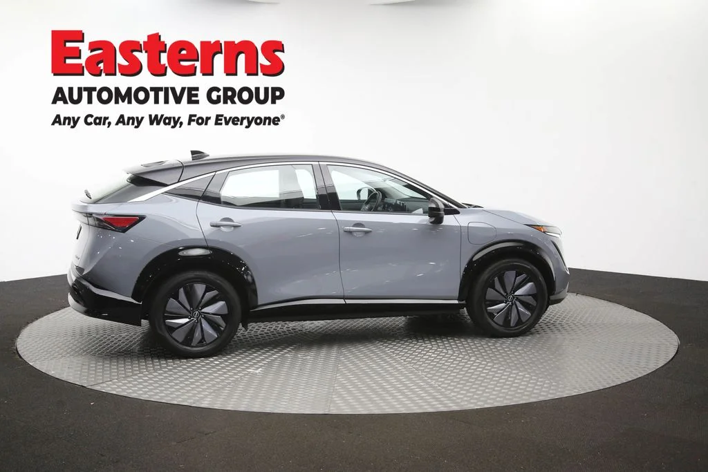 Used 2023 Gray Nissan VENTURE+ image 42