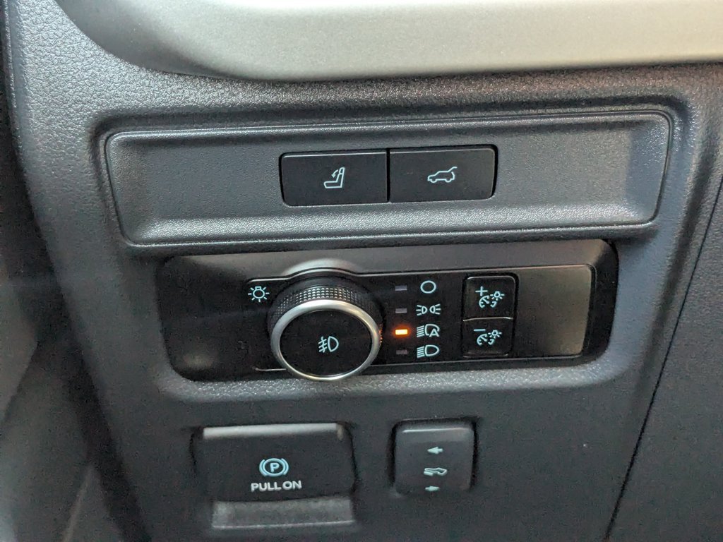 Used 2023 Gray Ford XLT image 20