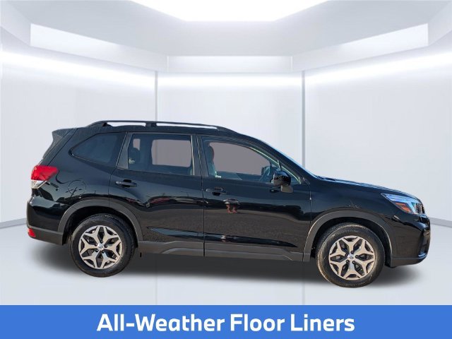 Used 2020 Black Subaru Premium image 8
